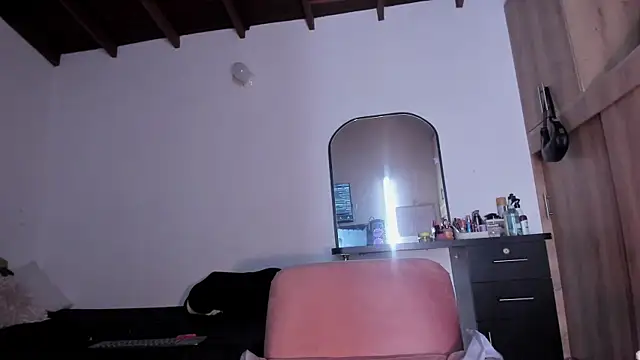 medussa13_ webcam