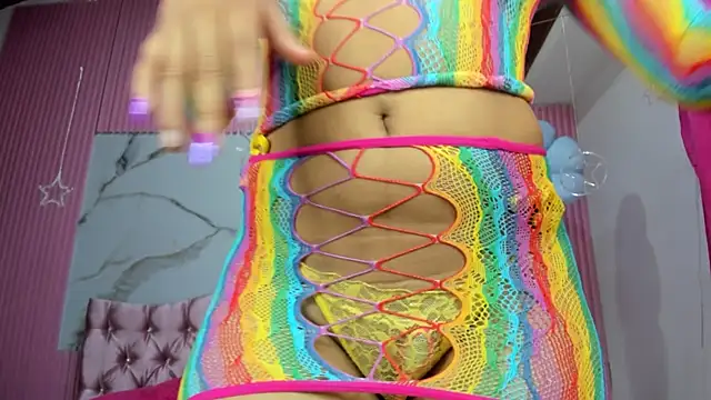 mindy_19 - Mindy_19's free webcam - UK Sex Cams