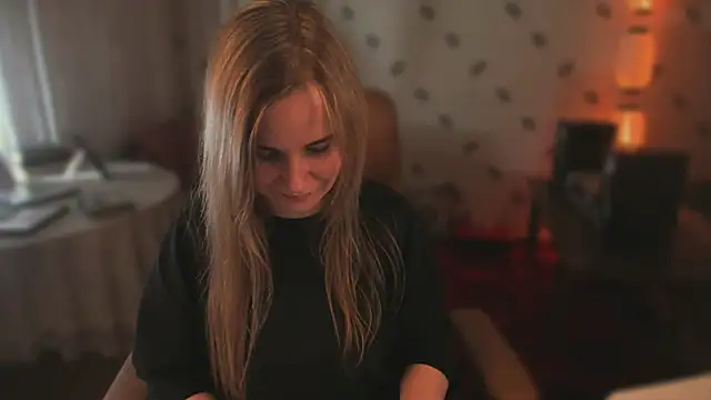 MiaSparkes webcam