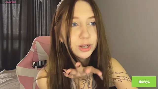 veneloppalife - Veneloppalife's free webcam - UK Sex Cams