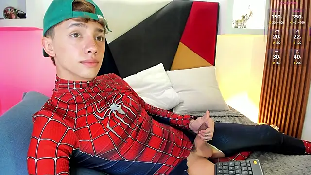 Tomy_Rox webcam
