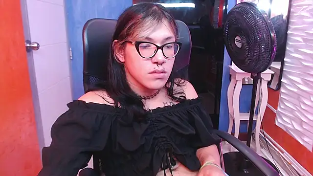 lilith_ayanami webcam