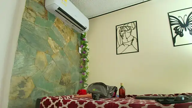 Jade_Roxx webcam