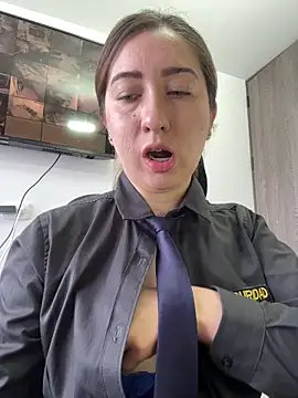 suzy-111 webcam