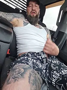 Beardedtattood webcam