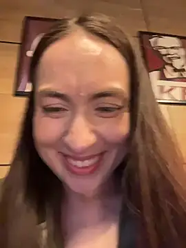 Holly_Play webcam