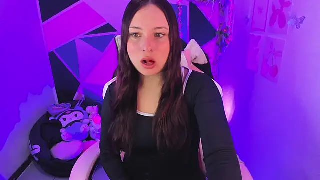 little_emma0 webcam