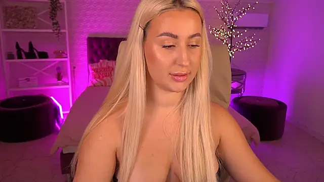 LiaBrazzerr webcam