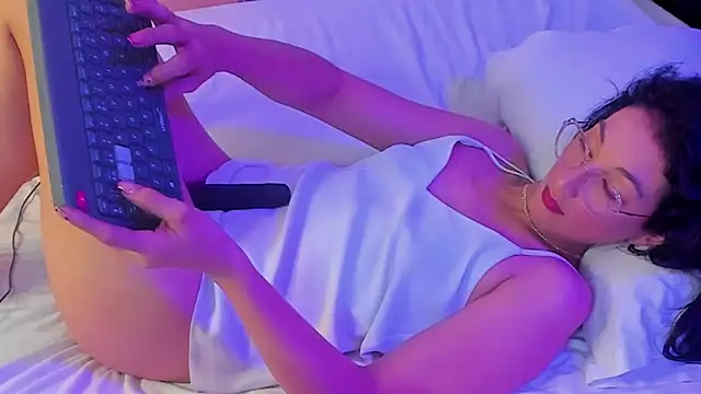 vicky__skinny_1 webcam