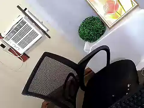 Ms_SultrySallyyxx webcam