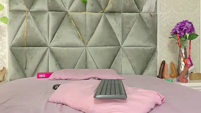 Miaa_Grace_ webcam