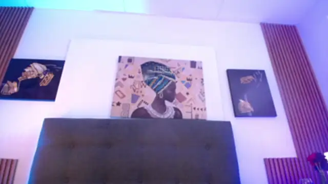 milfsecret69 webcam