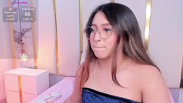 KamilaVegga webcam