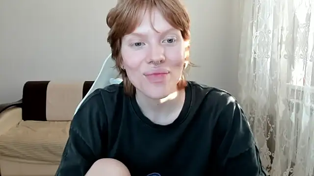 StellaDavis webcam