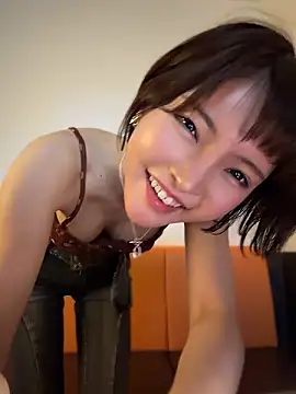 mimitan4545 webcam