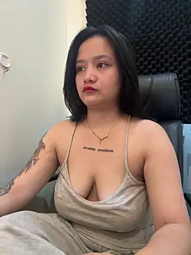 Beraie - Female webcam sex chat