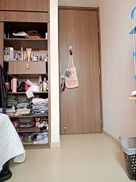 Ari_vibesX webcam