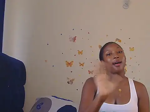 KittyKissess webcam