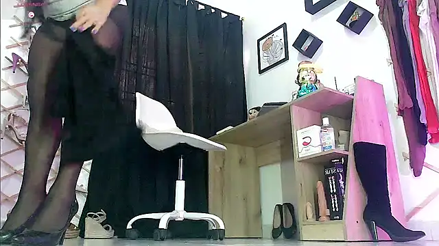 myla_sarah webcam
