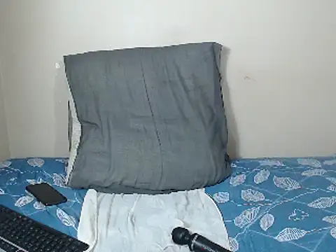 BadGirlMona webcam