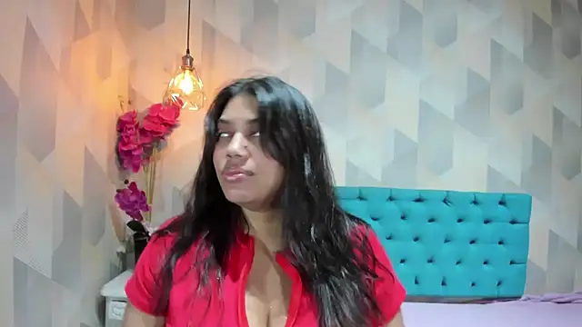 LindaBreeS webcam