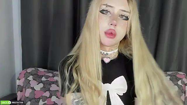 Joy_Barker webcam