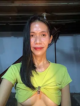 LoveRUBY143 webcam