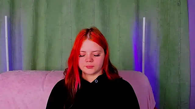 KellyFiery webcam