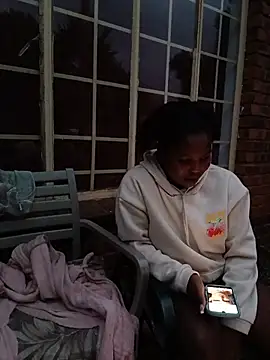 PetiteDoll_06 webcam