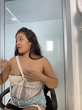 Emily_Harpeer webcam