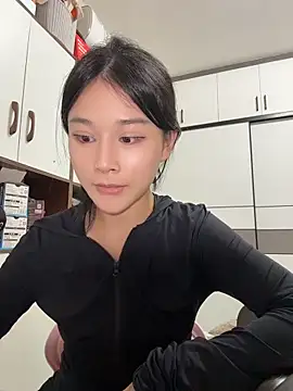 cuteluky18 webcam