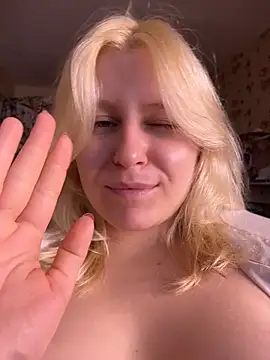 Flora_LifeSecret webcam