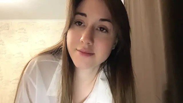 NisanaUwu webcam