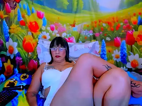 indianroxy webcam