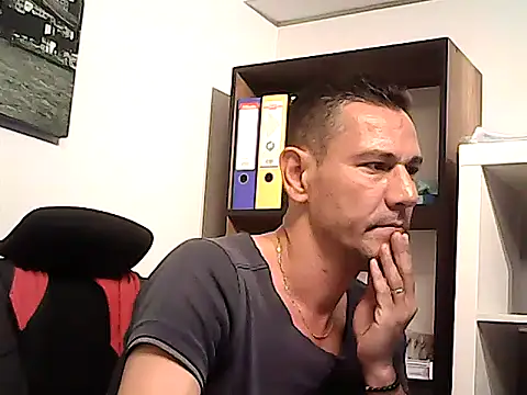 mastercharisma35 webcam