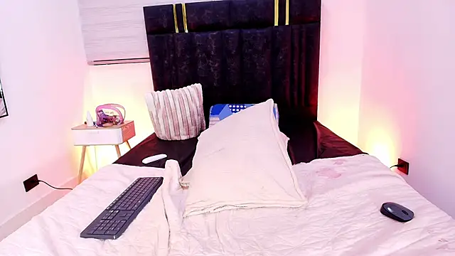 sara_ck webcam