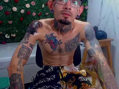 Boy_tatto77 webcam