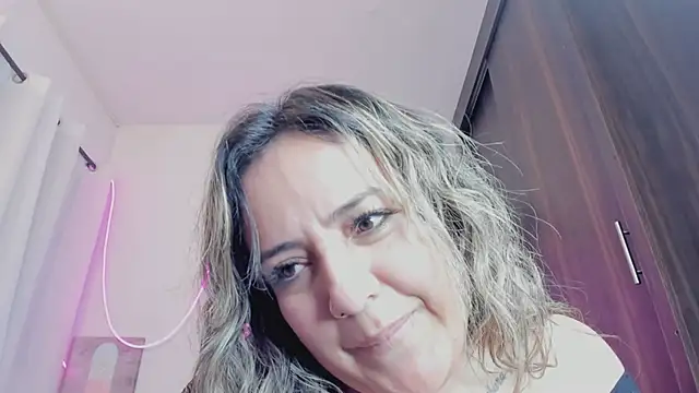 miaapril webcam