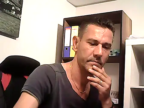 mastercharisma35 live sex cam