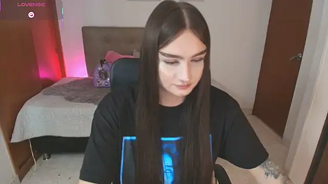 Miley_Baker webcam