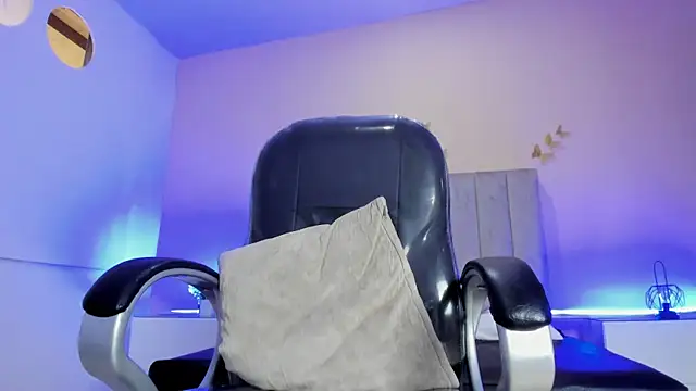 Nascary_Fox webcam