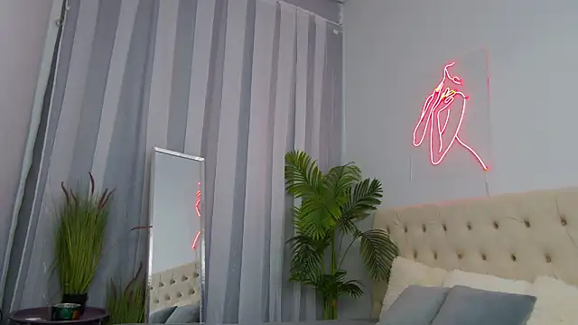 NicoleRosss webcam