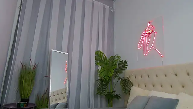 NicoleRosss webcam