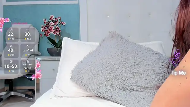 mia_gomez7 webcam