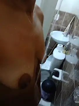 _Saraa- webcam
