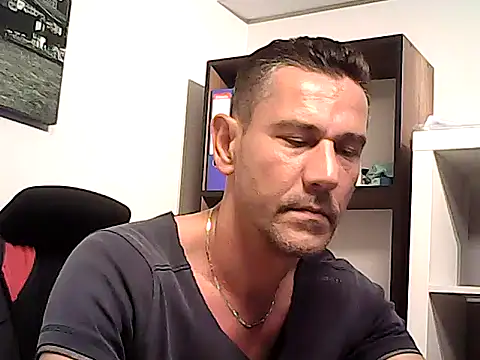 mastercharisma35 webcam