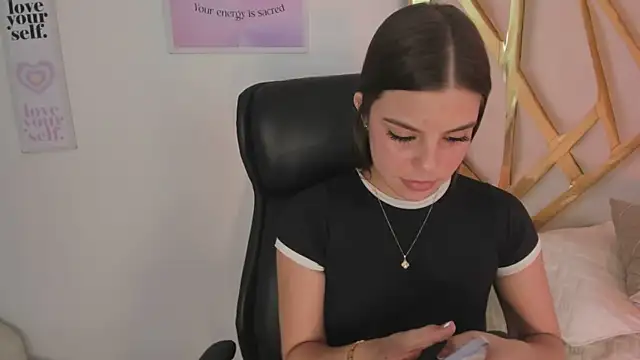 LanaJones_ webcam