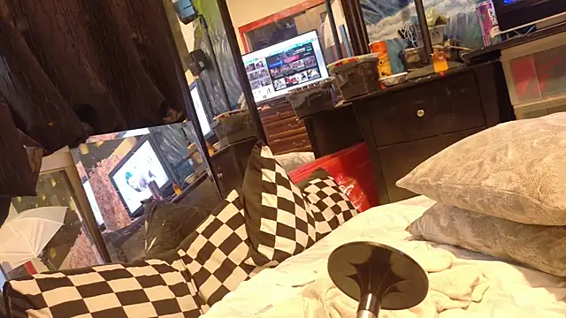 AQuickPhyx webcam