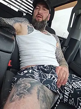 Beardedtattood live sex cam
