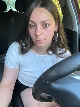 Loella-Rose webcam